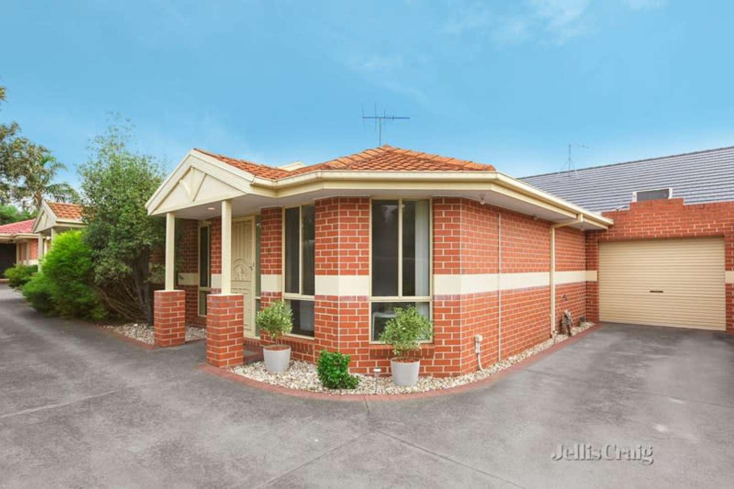 Main view of Homely unit listing, 2/18 Hobbs Crescent, Reservoir VIC 3073