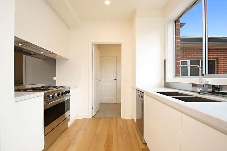 Third view of Homely townhouse listing, 2/7 Lindsay  Street, Reservoir VIC 3073