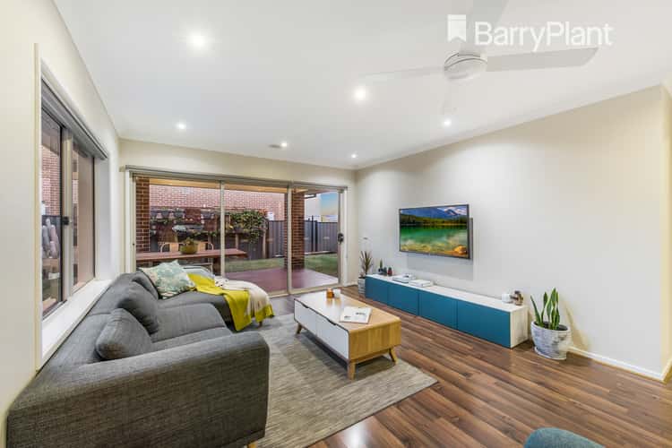 Seventh view of Homely house listing, 7 Fleur Way, Truganina VIC 3029