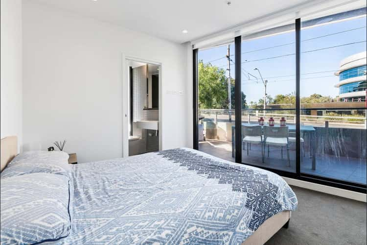 Fourth view of Homely apartment listing, 113/4 Acacia  Place, Abbotsford VIC 3067