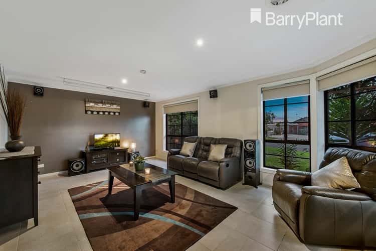 Third view of Homely house listing, 8 Paruna Place, Hoppers Crossing VIC 3029