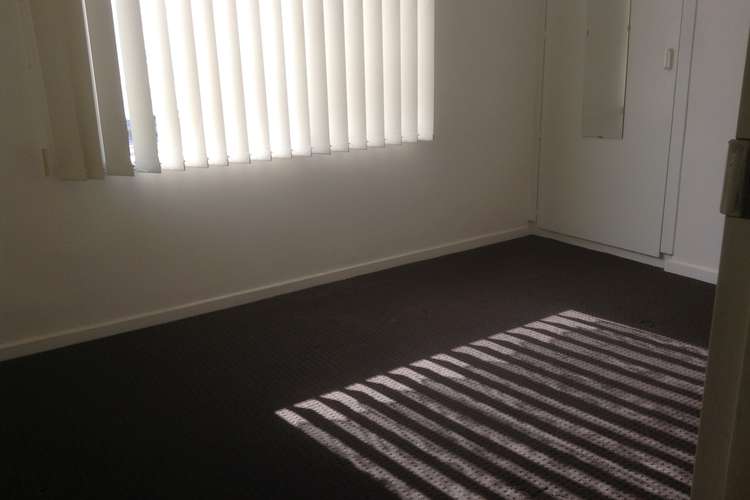 Fifth view of Homely apartment listing, 2/12 Cushing Avenue, Bentleigh VIC 3204