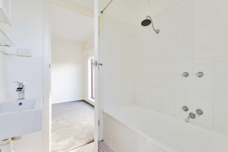 Fifth view of Homely apartment listing, 5/93 St Leonards Road, Ascot Vale VIC 3032