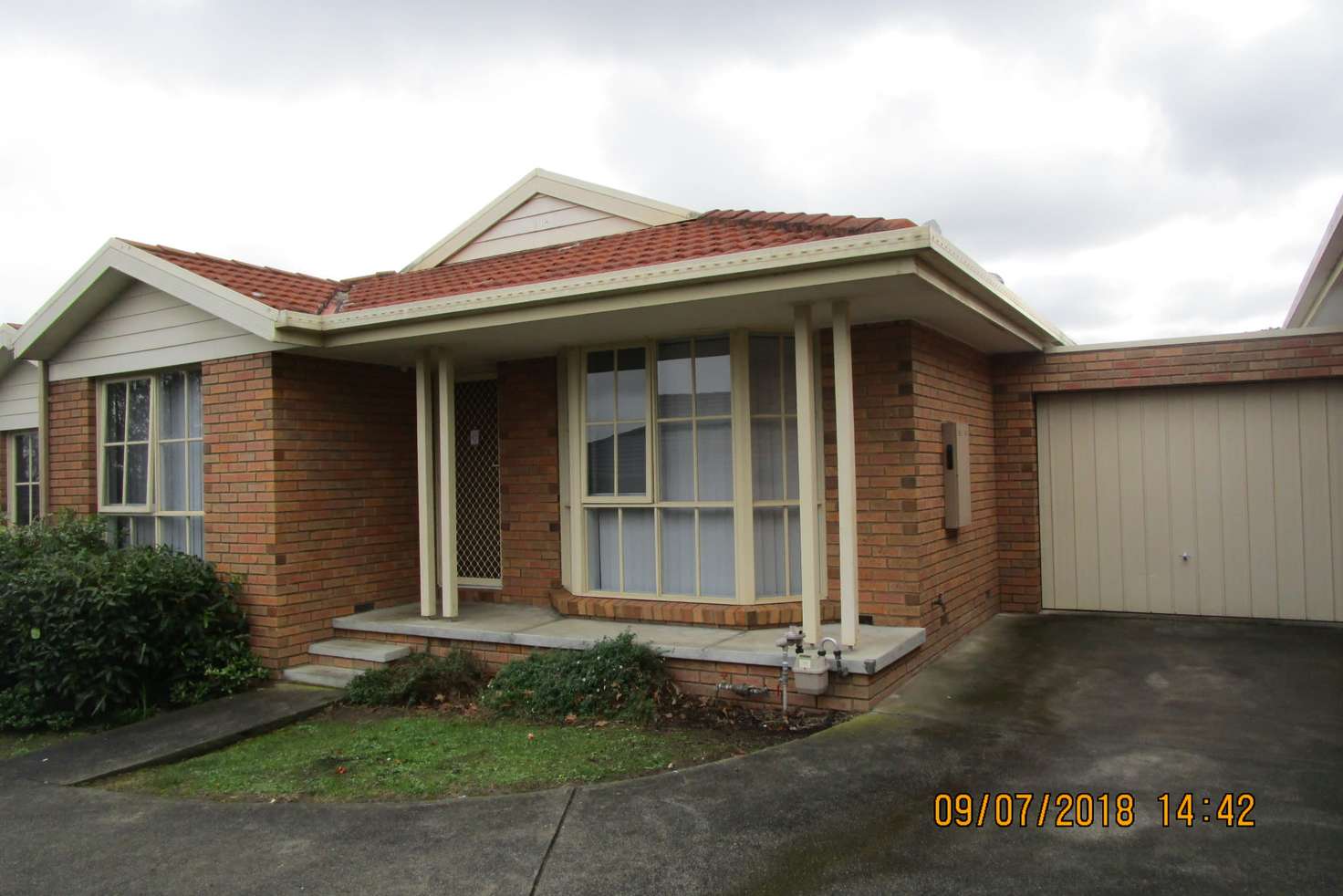 Main view of Homely unit listing, 2/20 Pine Crescent, Boronia VIC 3155