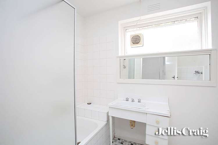 Fifth view of Homely apartment listing, 1/6 McArthur Street, Bentleigh VIC 3204