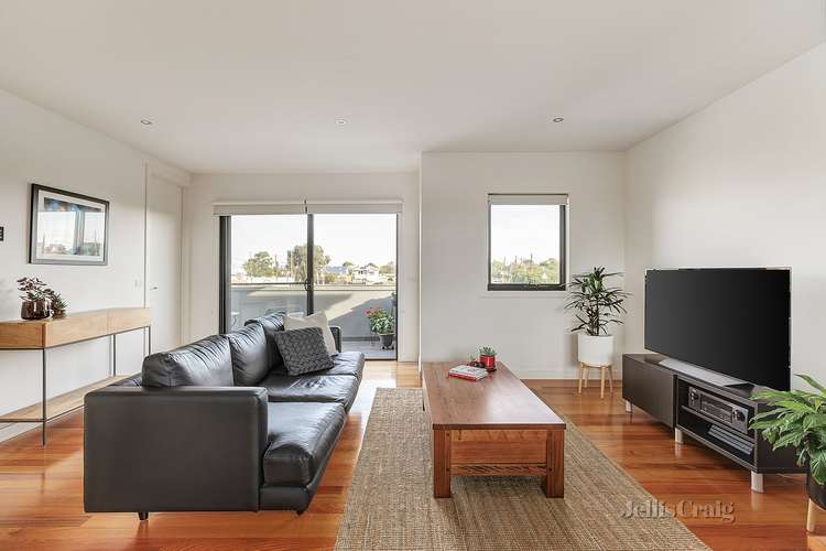 Main view of Homely townhouse listing, 2/40 Linsey Street, Coburg VIC 3058