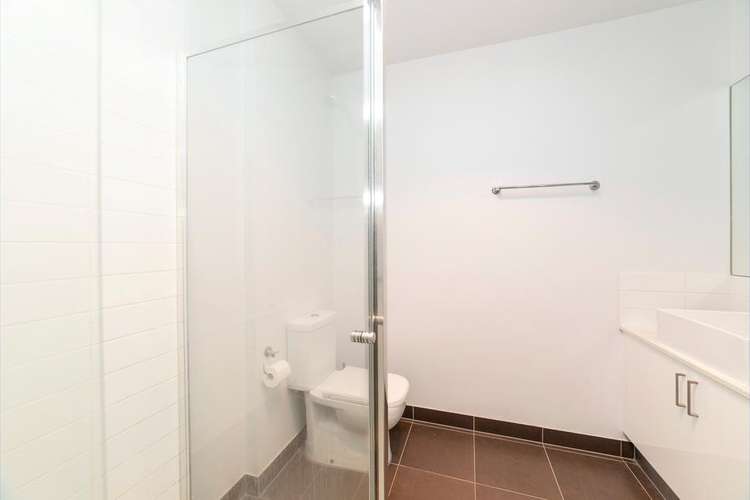 Fourth view of Homely apartment listing, 1/305 Buckley Street, Aberfeldie VIC 3040