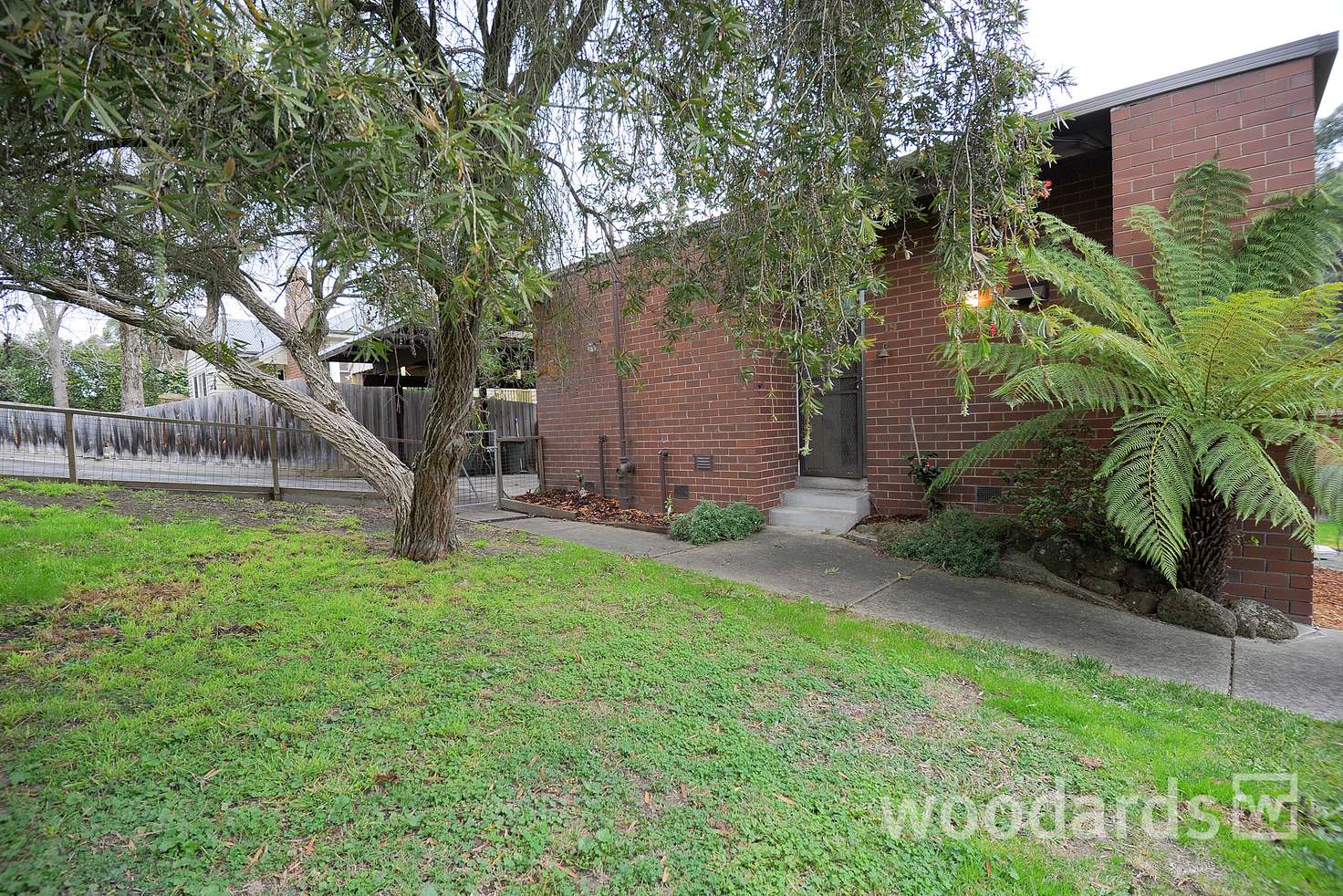 Main view of Homely unit listing, 1/19 Lindsay Avenue, Nunawading VIC 3131
