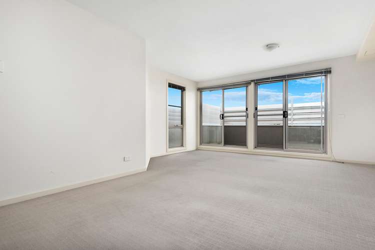 Second view of Homely apartment listing, 15/18-22 Bell Street, Heidelberg Heights VIC 3081