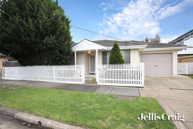 Main view of Homely unit listing, 2/104 Marlborough Street, Bentleigh East VIC 3165
