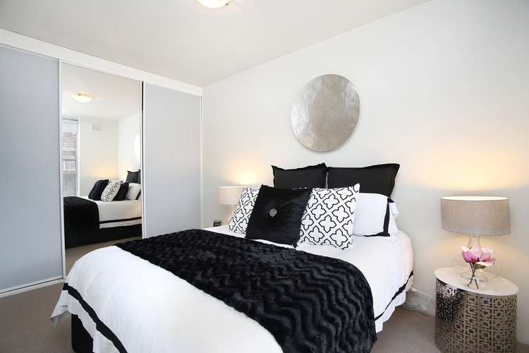 Fifth view of Homely apartment listing, 3/10 Maleela Grove, Rosanna VIC 3084