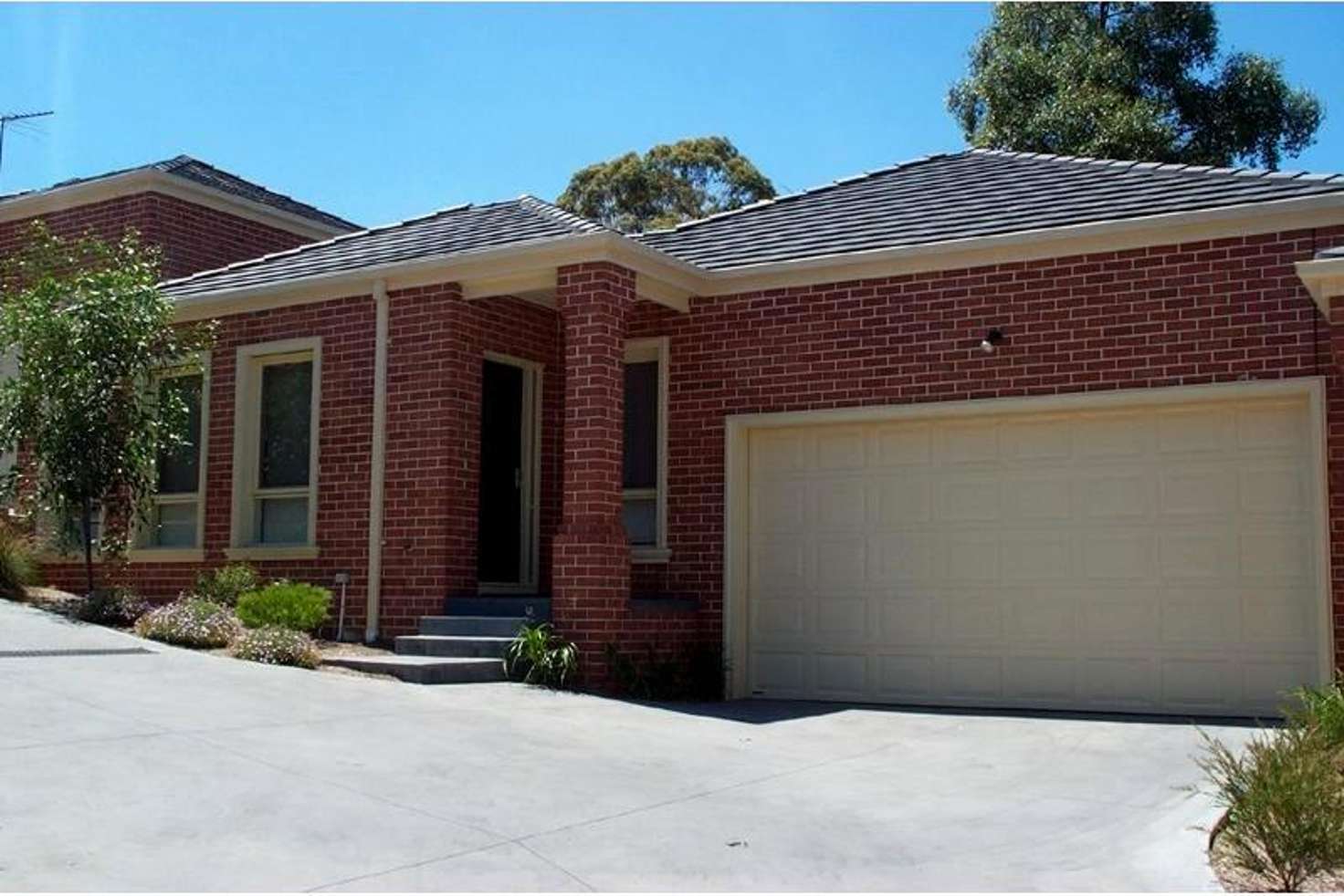 Main view of Homely unit listing, 2/15 Warwick Road, Greensborough VIC 3088