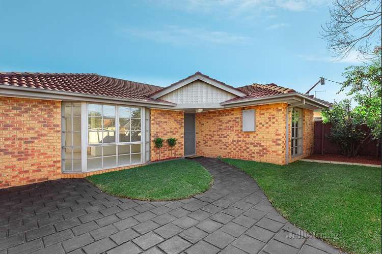 Main view of Homely unit listing, 2/10. St James  Avenue, Bentleigh VIC 3204