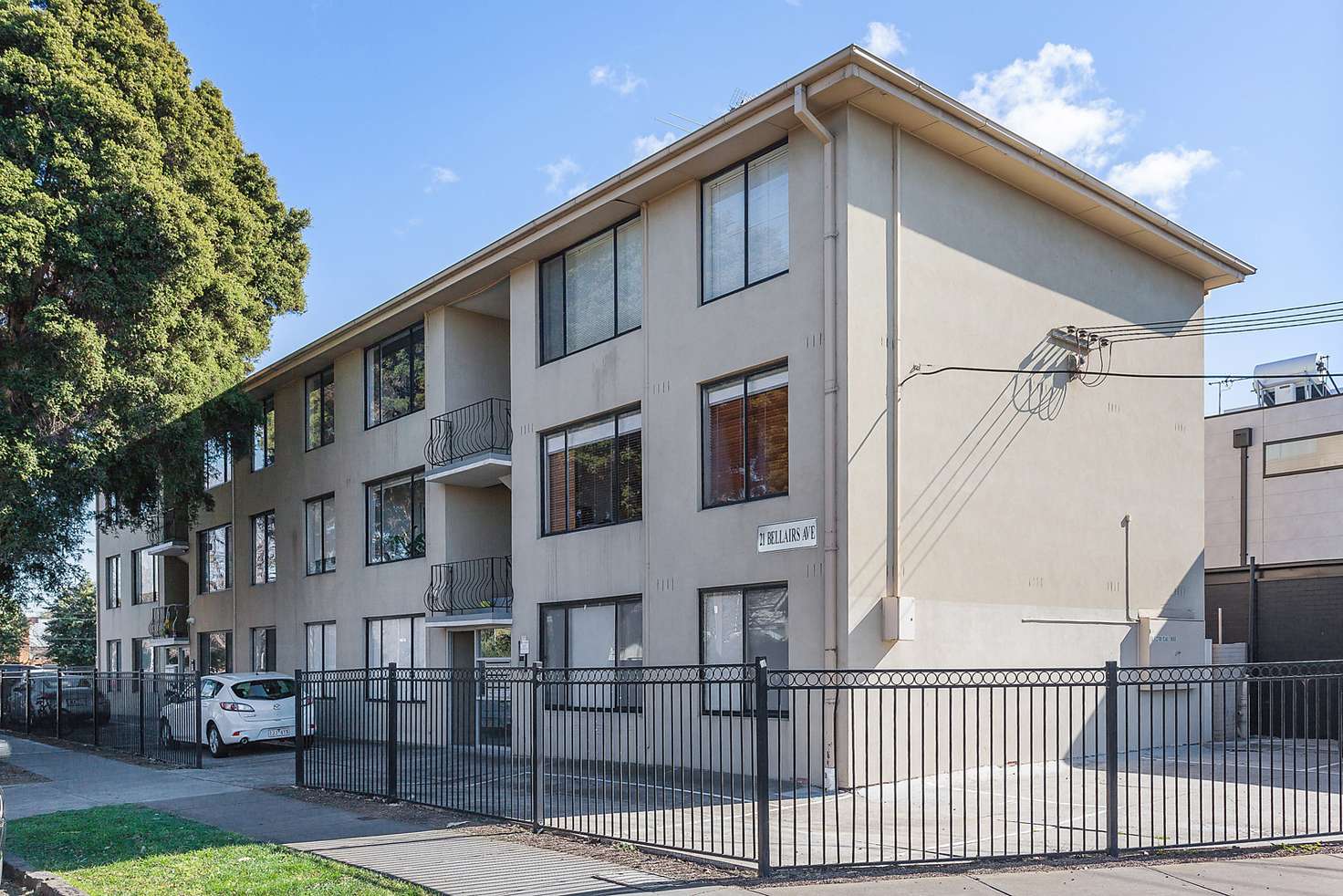 Main view of Homely apartment listing, 10/21 Bellairs Avenue, Seddon VIC 3011