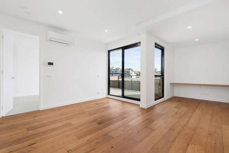 Third view of Homely apartment listing, 3.03/68-72 Cape Street, Heidelberg VIC 3084