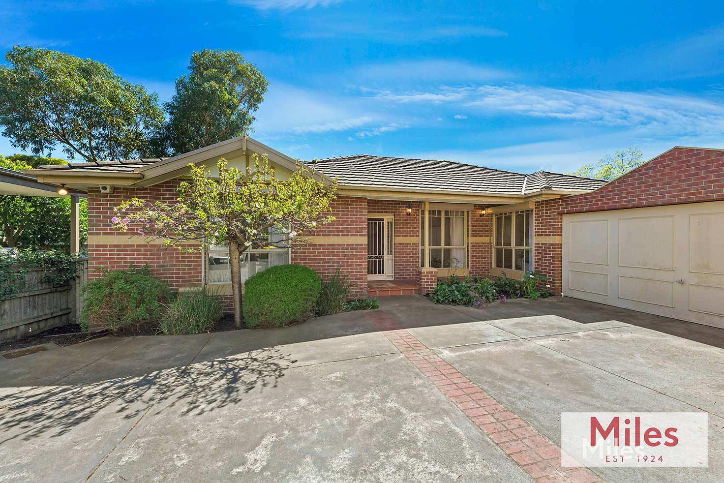 Main view of Homely unit listing, 2/115 Woodhouse Grove, Box Hill North VIC 3129