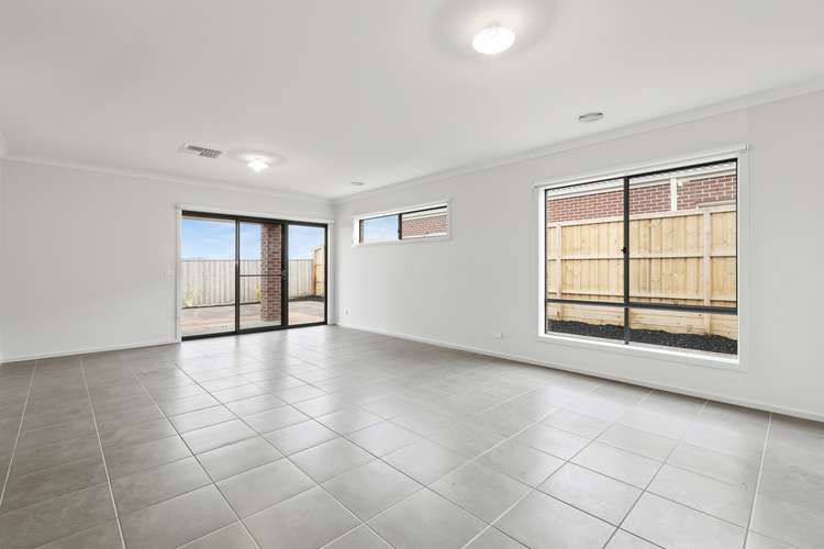 Fourth view of Homely house listing, 8 Mulgrave Boulevard, Kalkallo VIC 3064