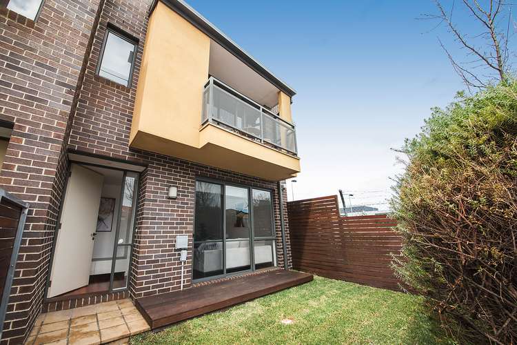 Main view of Homely townhouse listing, 12 Manchester Grove, Glen Huntly VIC 3163