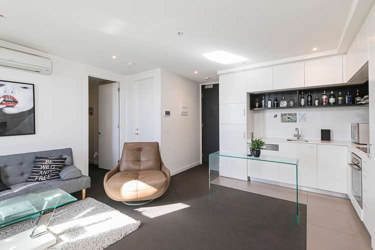 Fifth view of Homely apartment listing, 202/17 Railway Parade, Murrumbeena VIC 3163
