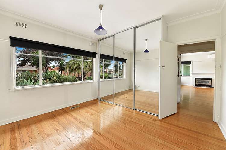 Fifth view of Homely unit listing, 82 McNamara Avenue, Airport West VIC 3042