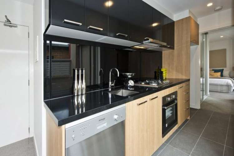 Fifth view of Homely apartment listing, 102/133 Miller Street, Thornbury VIC 3071