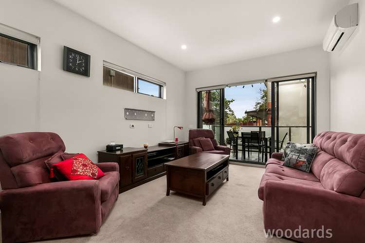 Second view of Homely apartment listing, 10/2 Albert Avenue, Oakleigh VIC 3166