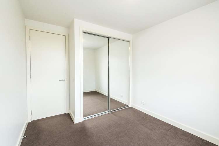 Fifth view of Homely apartment listing, 104/464 Hawthorn Road, Caulfield VIC 3162
