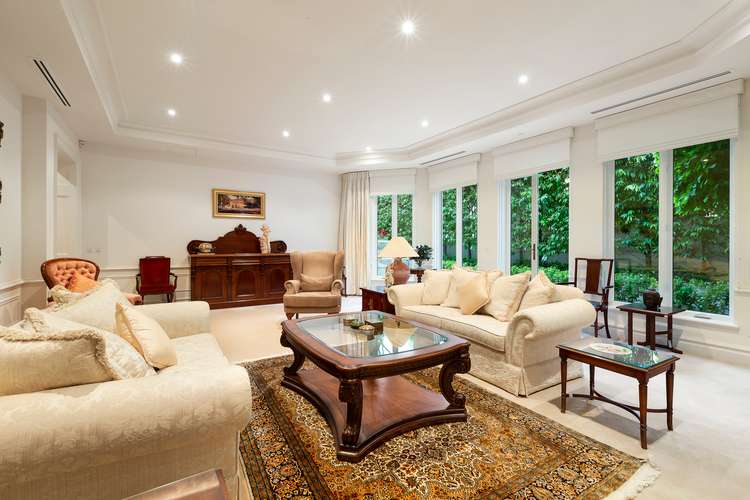 Third view of Homely apartment listing, 2/37 Wallace Avenue, Toorak VIC 3142