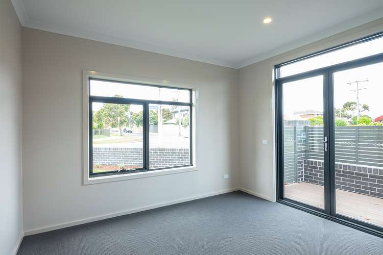 Fourth view of Homely townhouse listing, 51 Riviera Road, Avondale Heights VIC 3034