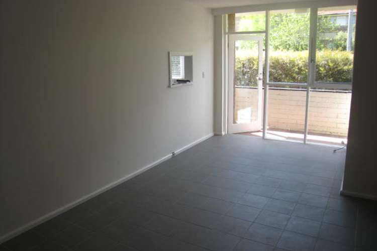 Third view of Homely apartment listing, 4/125 Locksley Road, Ivanhoe VIC 3079