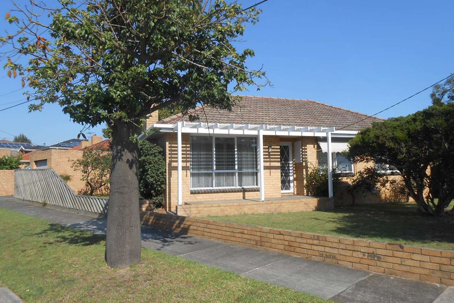 Main view of Homely house listing, 4 Magnolia Avenue, Bentleigh East VIC 3165