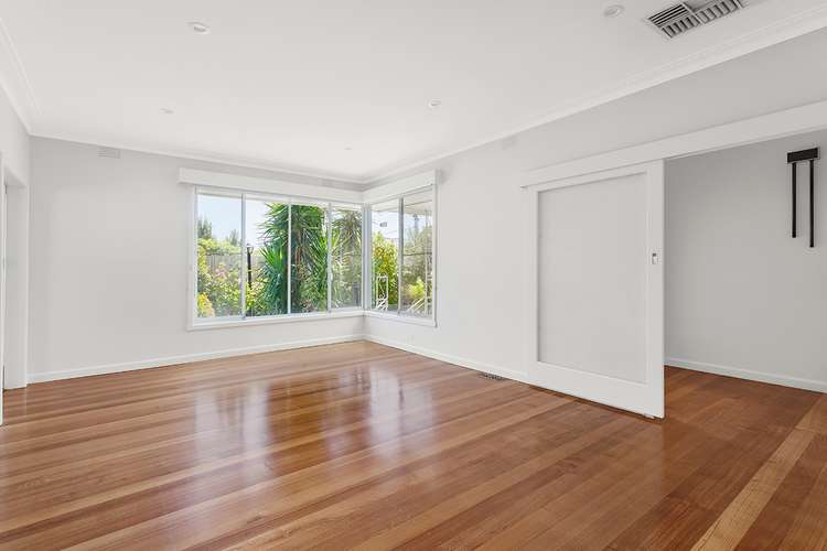 Second view of Homely house listing, 24 Seaview Avenue, Bentleigh VIC 3204