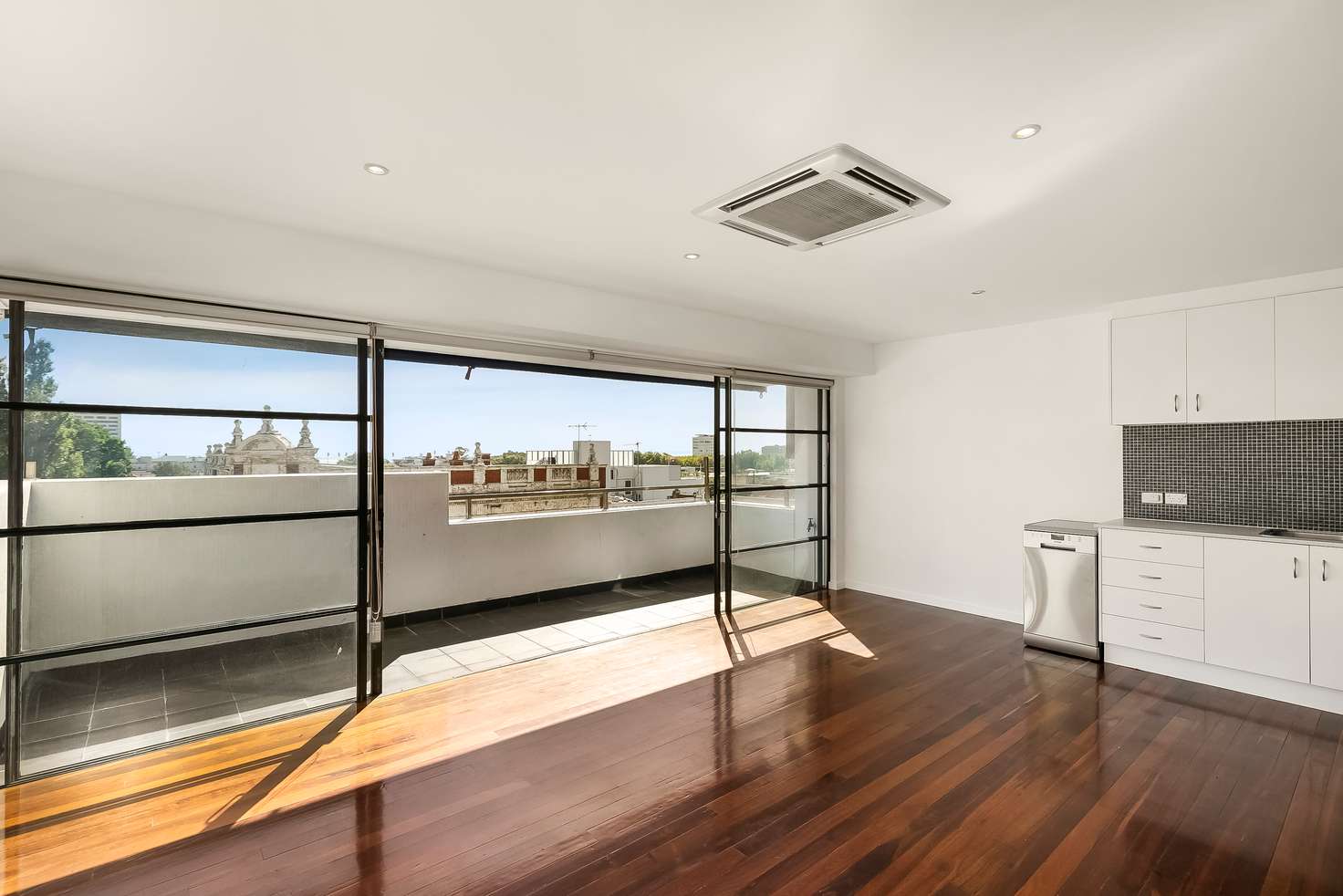 Main view of Homely apartment listing, 6/20 Grey Street, St Kilda VIC 3182