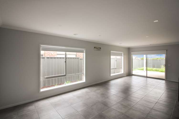 Second view of Homely house listing, 2 Abbeygate Drive, Werribee VIC 3030