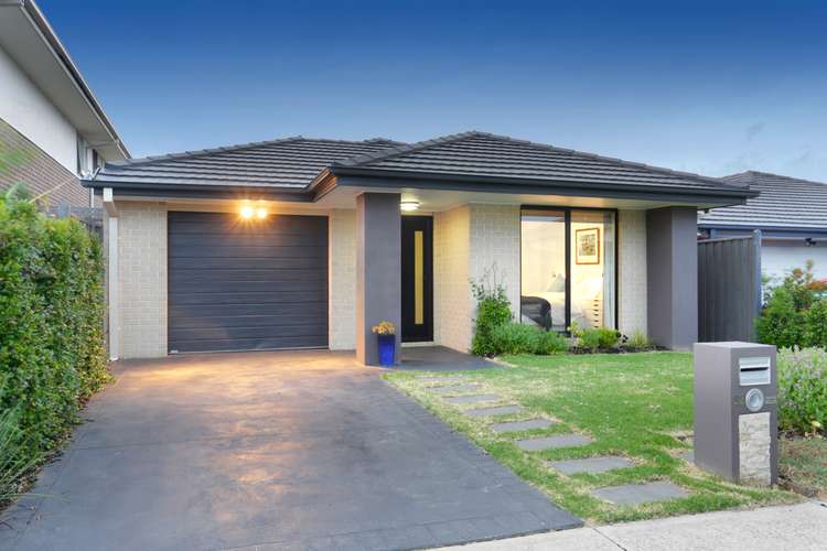 Second view of Homely house listing, 32 Dahlia Crescent, Keysborough VIC 3173
