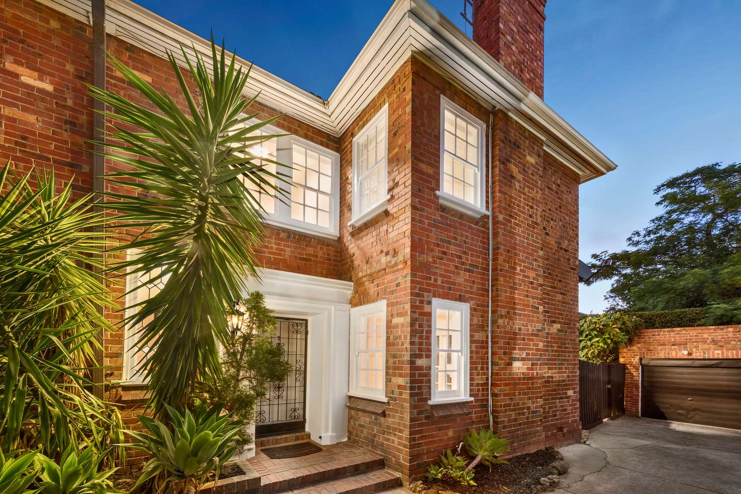 Main view of Homely townhouse listing, 2/47 Grange Road, Toorak VIC 3142