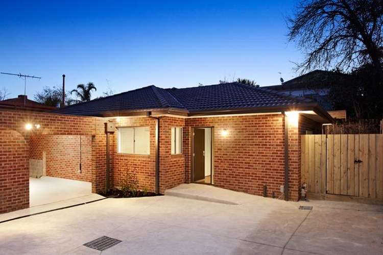 Main view of Homely unit listing, 2/52 Percy Street, Mitcham VIC 3132