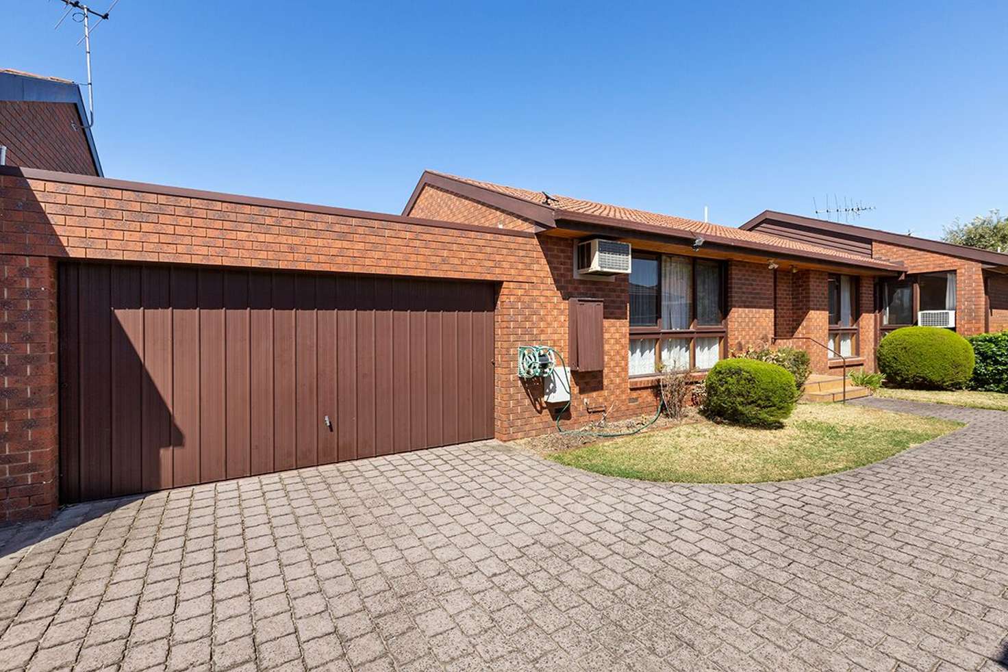 Main view of Homely unit listing, 2/19 St Huberts  Road, Carnegie VIC 3163