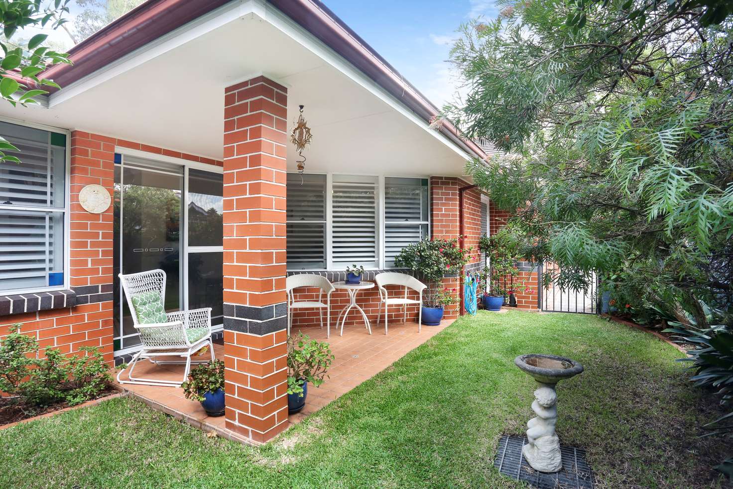 Main view of Homely villa listing, 4/45 Rocklea Crescent, Sylvania NSW 2224