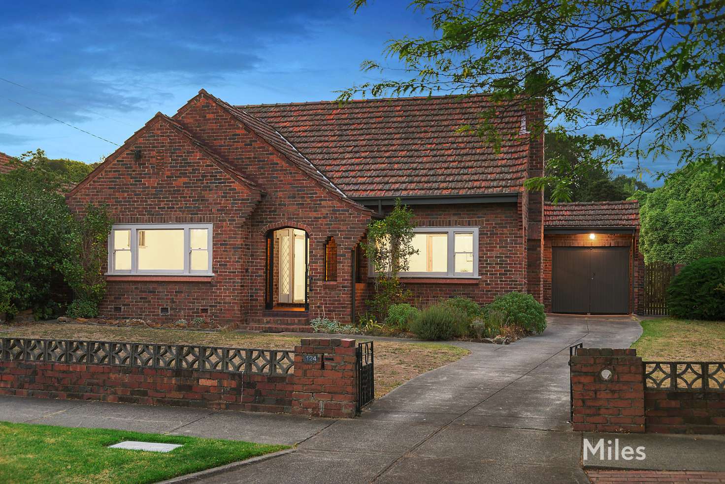 Main view of Homely house listing, 124 Maltravers Road, Ivanhoe VIC 3079