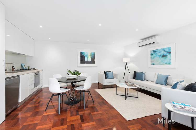 Main view of Homely apartment listing, 4/18A Ivanhoe Parade, Ivanhoe VIC 3079