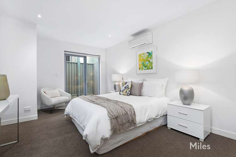 Third view of Homely apartment listing, 4/18A Ivanhoe Parade, Ivanhoe VIC 3079