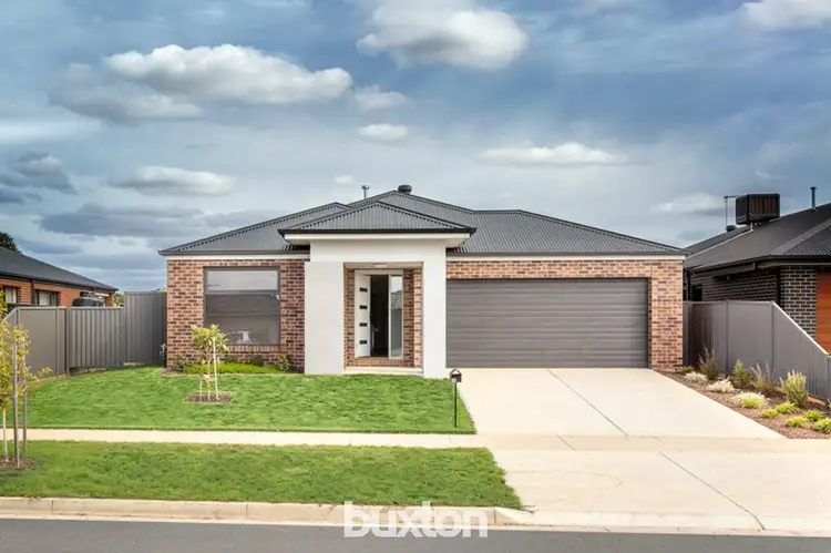 28 Flewin Avenue, Miners Rest VIC 3352