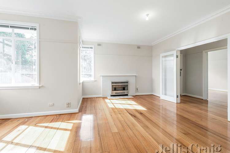 Second view of Homely house listing, 3 Gardeners Road, Bentleigh East VIC 3165