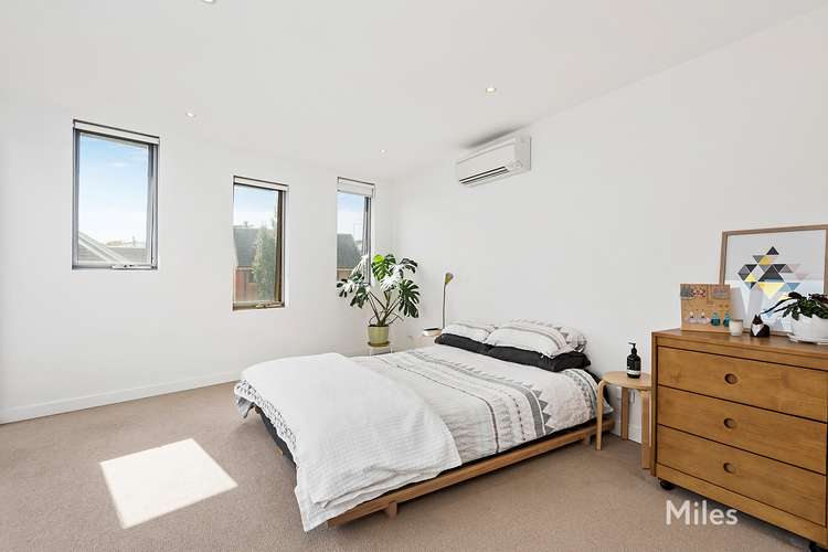 Fourth view of Homely townhouse listing, 3/18A Ivanhoe Parade, Ivanhoe VIC 3079