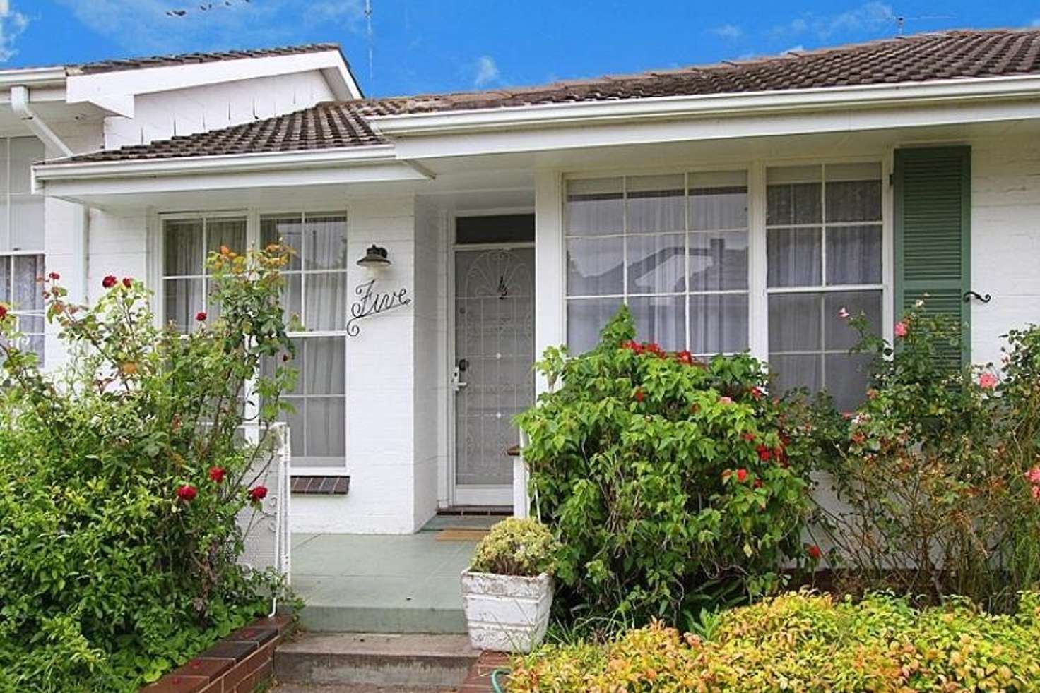 Main view of Homely villa listing, 5/5 Violet Street, Essendon VIC 3040