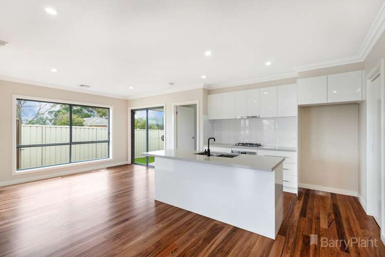 Fifth view of Homely house listing, 8/57 Sutherland Street, Kilmore VIC 3764