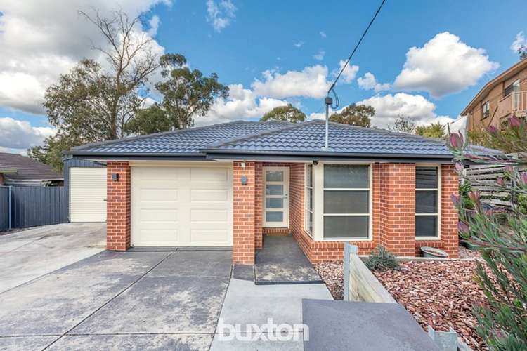 3 Geoffrey Grove, Mount Clear VIC 3350