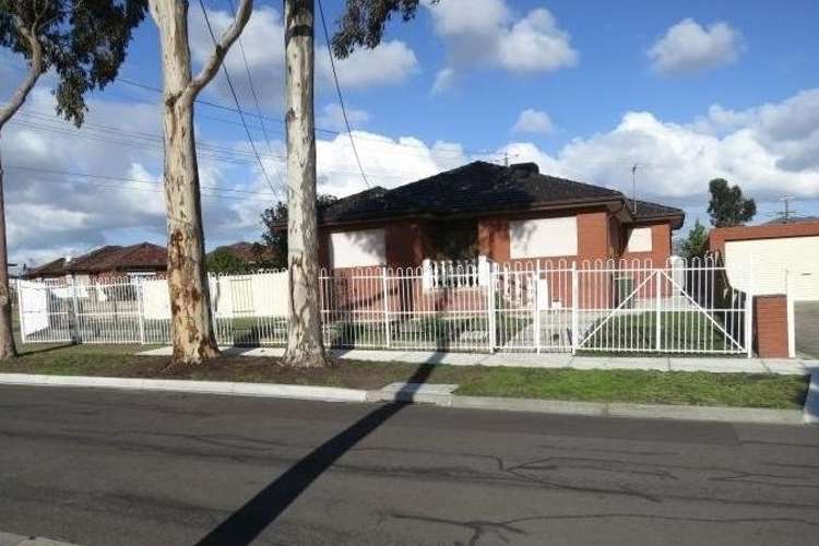 Main view of Homely house listing, 1 Gunbower Close, Thomastown VIC 3074
