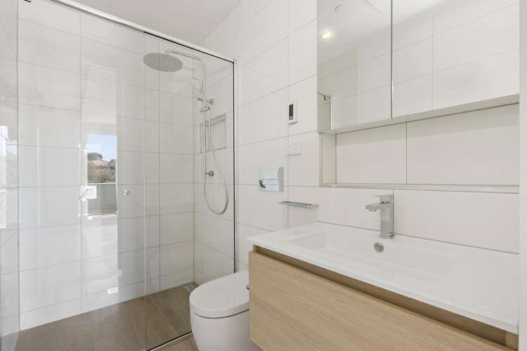 Fourth view of Homely apartment listing, 204/1065 Heidelberg  Road, Ivanhoe VIC 3079